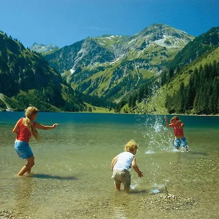 Dağ evi In With Swimming Pool *